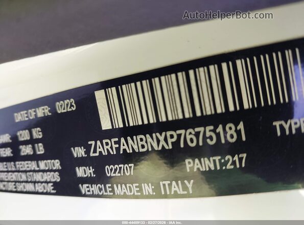 ZARFANBNXP7675181 2023 ALFA ROMEO GIULIA White Engine compartment view