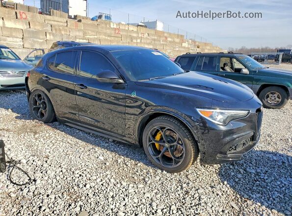 ZASFAKEV0J7C27485 2018 ALFA ROMEO STELVIO Black Передня права чверть