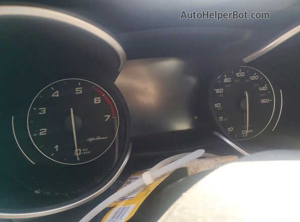 ZASPAJAN3M7C98236 2021 ALFA ROMEO STELVIO Red Вид щитка приладів