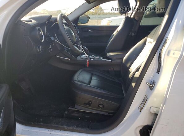 ZASPAJAN8L7C87683 2020 ALFA ROMEO STELVIO White Vista interior delantera