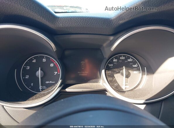 ZASPAKAN1K7C32108 2019 ALFA ROMEO STELVIO Серый 