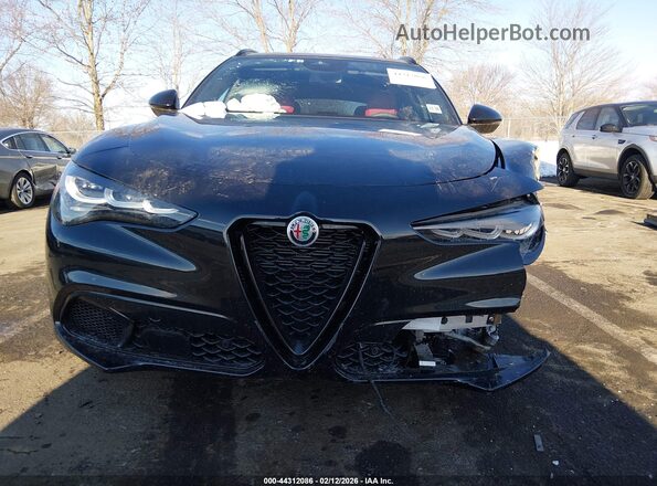 ZASPAKAN1S7D95342 2025 ALFA ROMEO STELVIO Black Սարքավորումների վահանակի տեսք