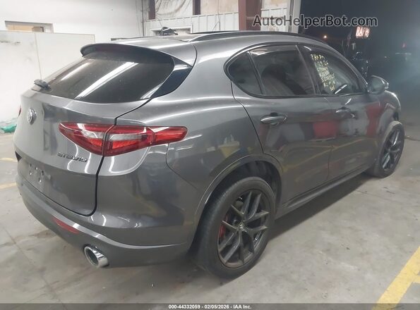 ZASPAKBN0M7D12355 2021 ALFA ROMEO STELVIO Gray 