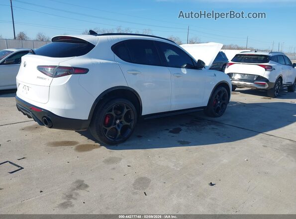 ZASPAKBN0R7D75558 2024 ALFA ROMEO STELVIO White Trasero derecho