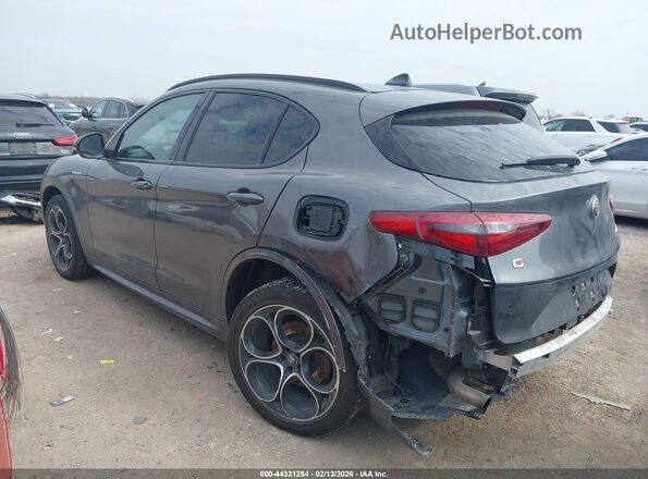 ZASPAKBN1P7D54084 2023 ALFA ROMEO STELVIO Gray Trasero izquierdo
