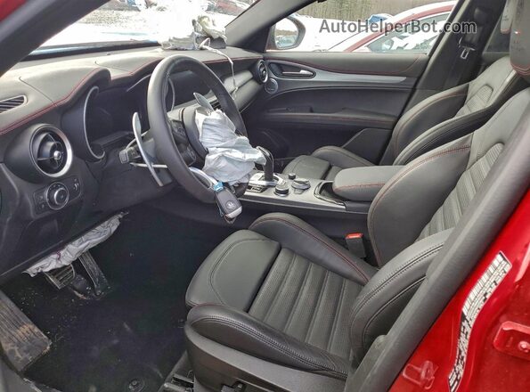 ZASPAKBN2S7D96014 2025 ALFA ROMEO STELVIO Red წინა სალონის ხედი