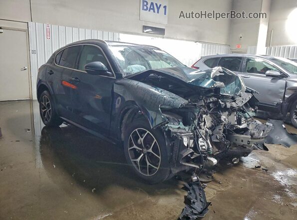 ZASPAKBN3M7D15444 2021 ALFA ROMEO STELVIO Green 
