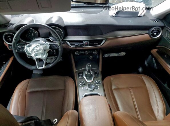 ZASPAKBN3M7D15444 2021 ALFA ROMEO STELVIO Green 