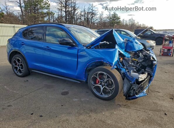 ZASPAKBN3R7D75358 2024 ALFA ROMEO STELVIO Blue Przód prawy