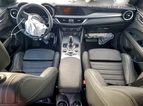 ZASPAKBN3R7D75358 2024 ALFA ROMEO STELVIO Blue Widok deski rozdzielczej
