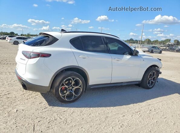 ZASPAKBN3R7D76445 2024 ALFA ROMEO STELVIO White Задня права чверть