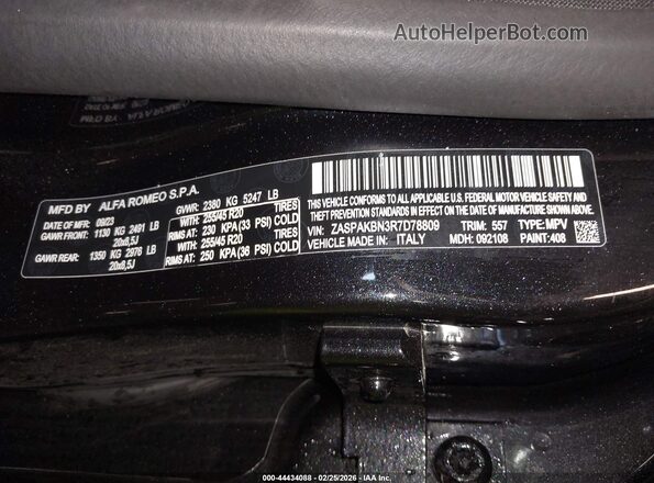 ZASPAKBN3R7D78809 2024 ALFA ROMEO STELVIO Black Engine compartment view