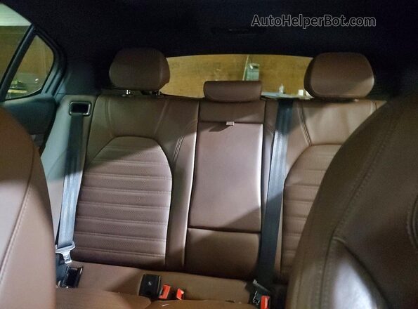 ZASPAKBN5K7C45183 2019 ALFA ROMEO STELVIO Серебряный Вид задних сидений