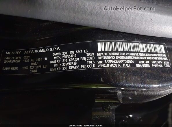 ZASPAKBNXP7D55024 2023 ALFA ROMEO STELVIO Черный Вид подкапотного пространства