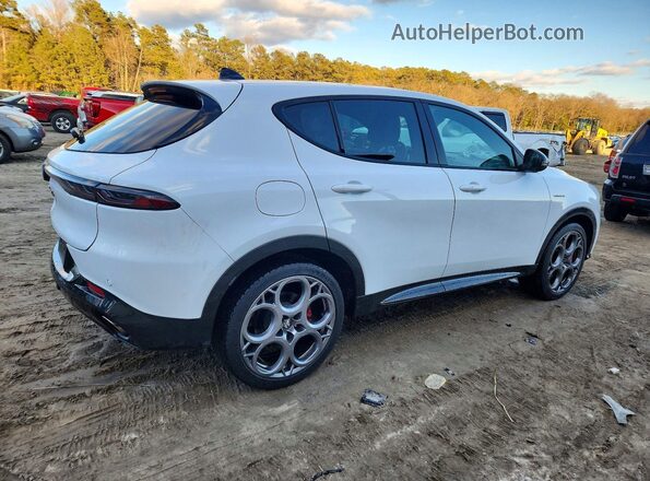 ZASPATDW6R3030714 2024 ALFA ROMEO OTHER White Trasero derecho
