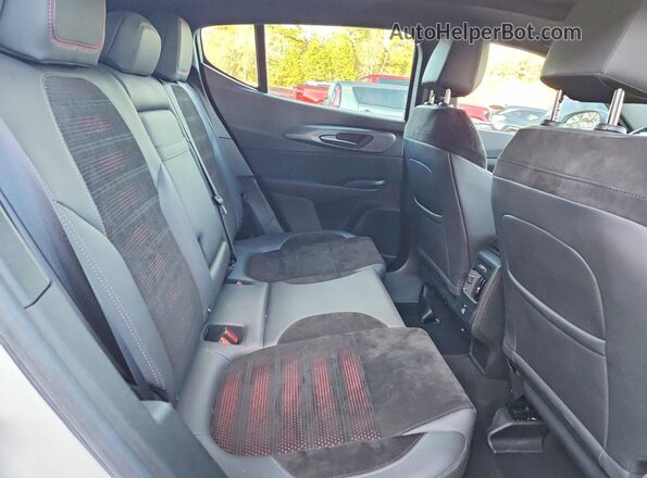 ZASPATDW6R3030714 2024 ALFA ROMEO OTHER White Vista interior trasera