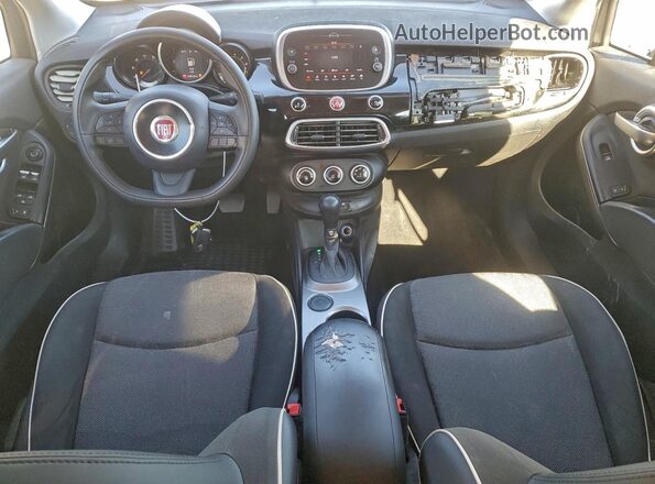 ZFBCFXAB3JP687779 2018 FIAT 500X Black Dashboard view