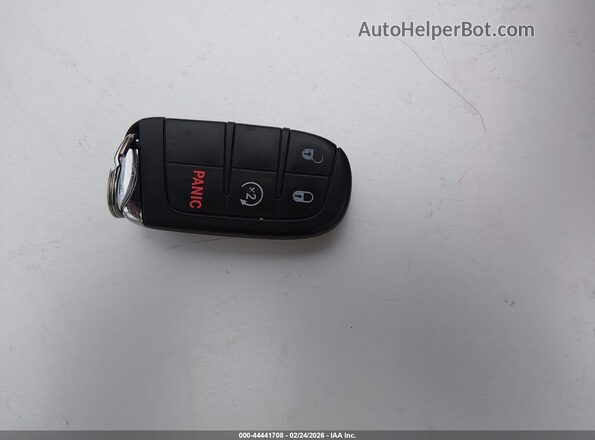 ZFBCFXAB6JP714022 2018 FIAT 500X Silver Widok deski rozdzielczej