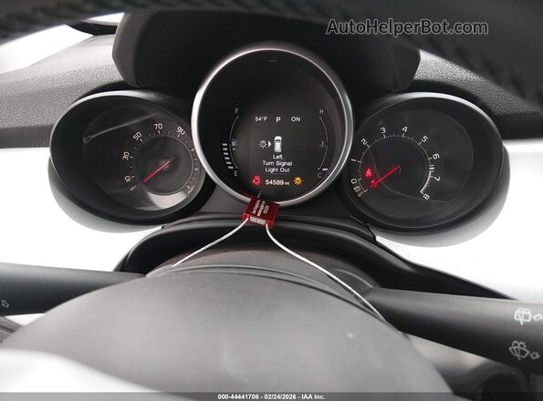 ZFBCFXAB6JP714022 2018 FIAT 500X Silver Widok tylnych siedzeń