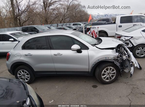 ZFBCFXAB6JP714022 2018 FIAT 500X Silver Widok wnętrza 360 stopni