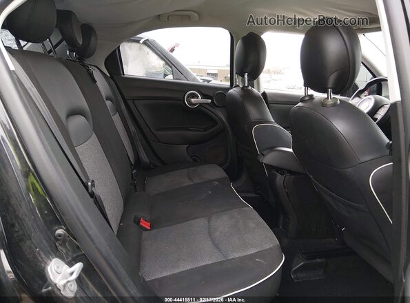 ZFBCFXAB7HP579580 2017 FIAT 500X Black Vista de la etiqueta del VIN