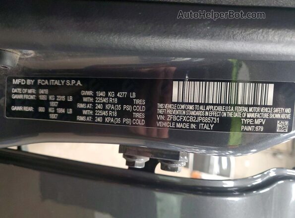 ZFBCFXCB2JP685731 2018 FIAT 500X Gray 360 interior view