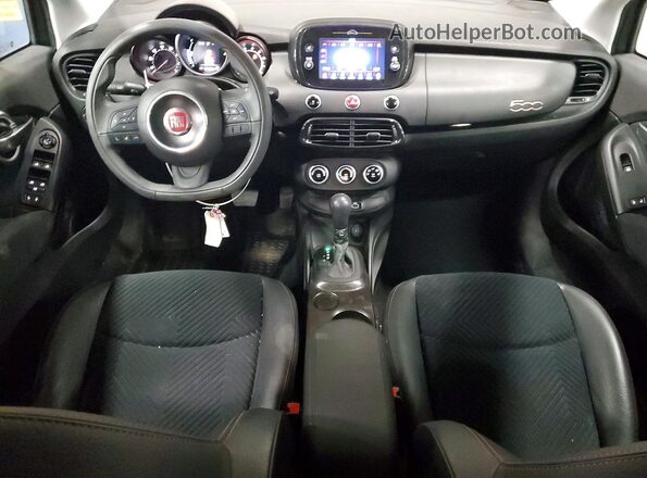 ZFBCFXCB2JP685731 2018 FIAT 500X Gray Dashboard view