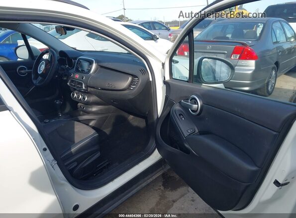 ZFBCFXCB5HP532691 2017 FIAT 500X White წინა სალონის ხედი
