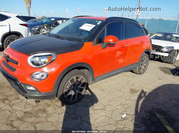 ZFBCFXCB9HP589766 2017 FIAT 500X Orange Vista tres cuartos delantera izquierda