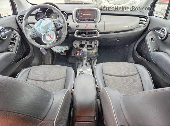 ZFBCFXCT5GP502968 2016 FIAT 500X Black Vista del salpicadero