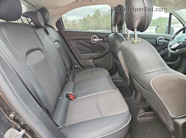 ZFBCFXCT5GP502968 2016 FIAT 500X Black Vista interior trasera