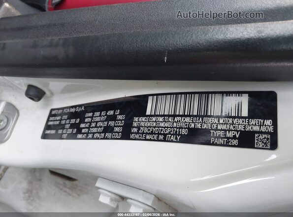 ZFBCFYDT2GP371180 2016 FIAT 500X White Widok komory silnika