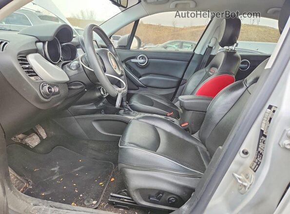 ZFBCFYDT7GP440087 2016 FIAT 500X Silver Widok wnętrza z przodu