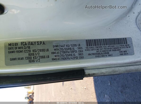 ZFBERFAB6J6J59590 2018 RAM PROMASTER CITY White Widok komory silnika