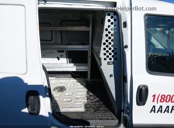 ZFBERFAB6J6J59590 2018 RAM PROMASTER CITY White Widok naklejki z numerem VIN
