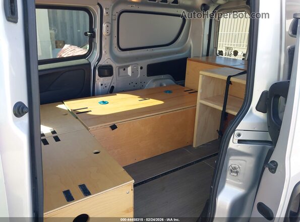 ZFBERFBB3J6K10655 2018 RAM PROMASTER CITY Silver Widok naklejki z numerem VIN