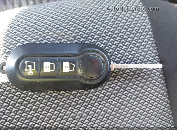 ZFBHRFAB7L6S33874 2020 RAM PROMASTER CITY Белый Вид панели приборов