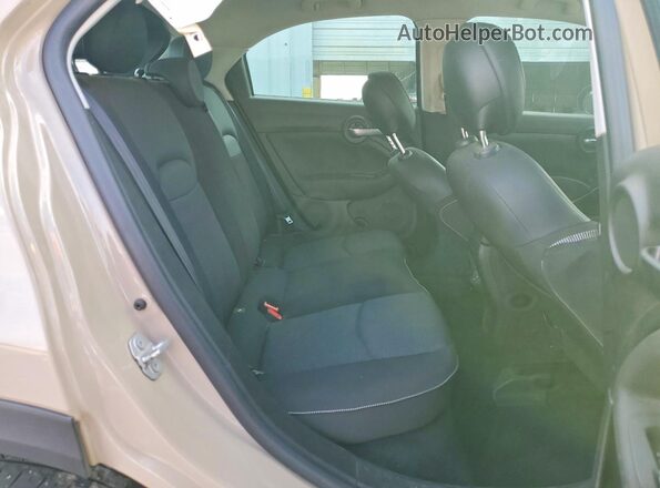 ZFBNFYA14LP841439 2020 FIAT 500X Tan უკანა სალონის ხედი