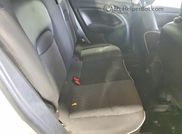 ZFBNFYB11LP847178 2020 FIAT 500X White Հետևի նստատեղերի տեսք