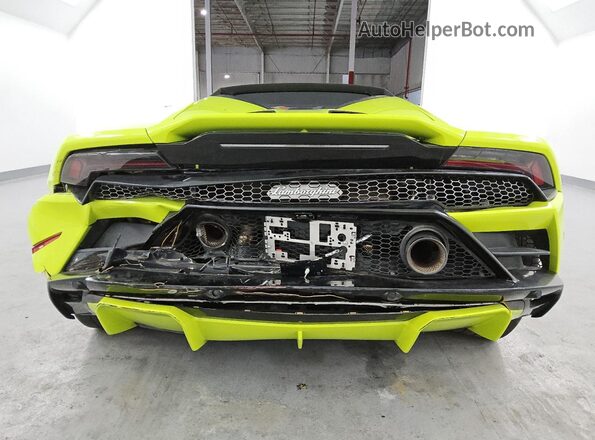 ZHWUT5ZF2NLA19727 2022 LAMBORGHINI HURACAN Green 
