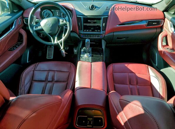 ZN661XUS2MX372947 2021 MASERATI LEVANTE White Dashboard view