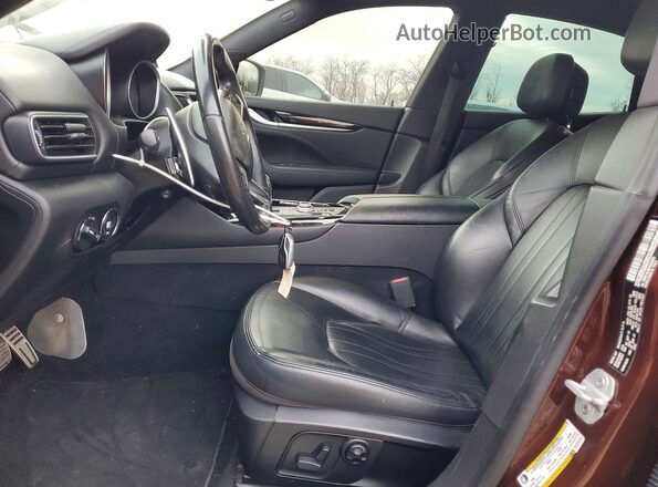 ZN661XUS6HX234320 2017 MASERATI LEVANTE Brown Front interior view