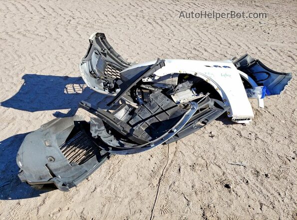 ZN661YUAXMX378525 2021 MASERATI LEVANTE White Engine compartment view