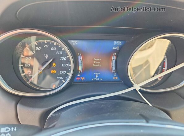 ZN661YUL8KX336708 2019 MASERATI LEVANTE Белый Вид щитка приборов