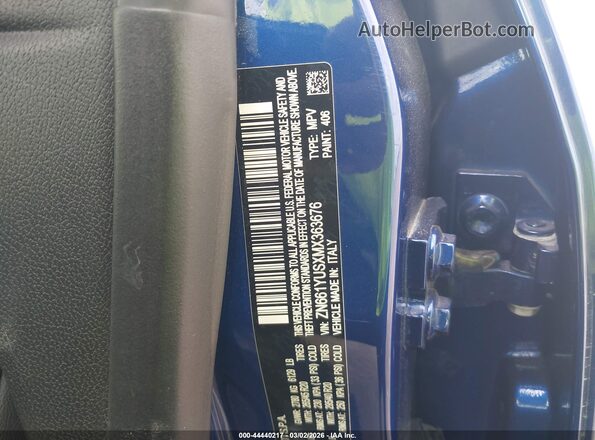 ZN661YUSXMX363676 2021 MASERATI LEVANTE Blue ძრავის განყოფილების ხედი