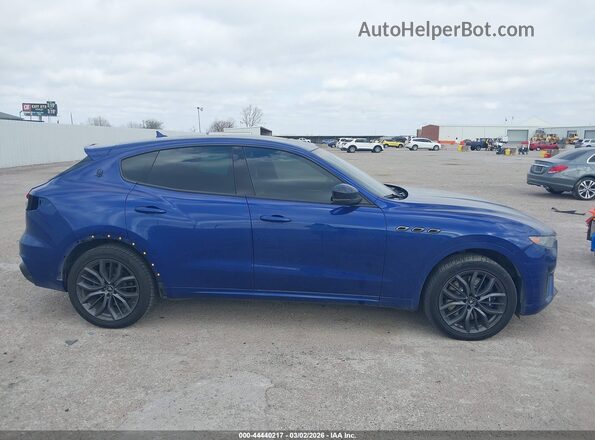 ZN661YUSXMX363676 2021 MASERATI LEVANTE Blue უკანა სალონის ხედი