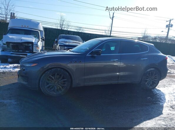 ZN661XUM7RX445187 2024 MASERATI LEVANTE Серый 