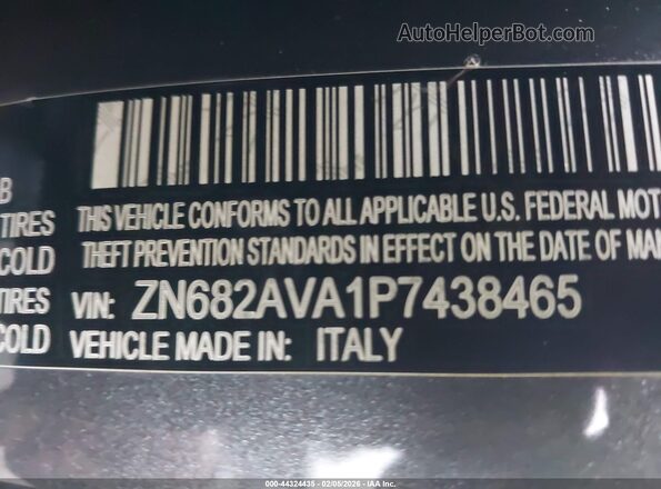 ZN682AVA1P7438465 2023 MASERATI GRECALE Gray Widok komory silnika
