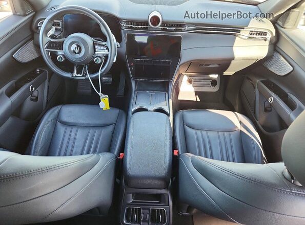 ZN682AVA7P7415983 2023 MASERATI GRECALE Black Widok deski rozdzielczej