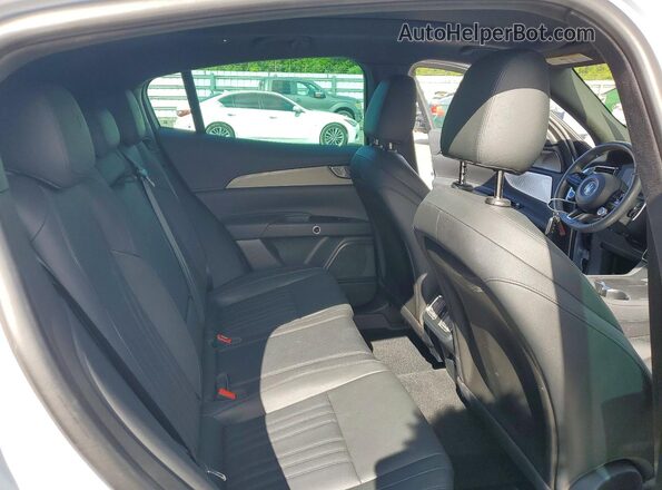 ZN6PMDAA1R7450373 2024 MASERATI GRECALE Silver 
